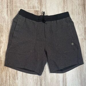 Born Primitive Cloud Shorts Men's L Charcoal Athletic Drawstring